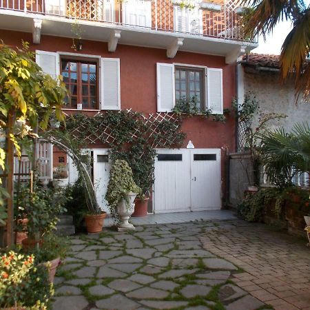 Il Granello Di Senape B&B Palazzo Canavese ภายนอก รูปภาพ